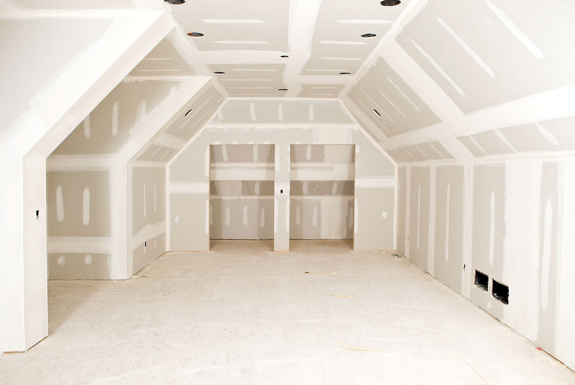 A new bonus room, with complex angles, at a residential construction site