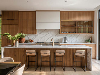 Kuchyňská pracovní deska z přírodního kamene: Žula nebo Kvarcit?