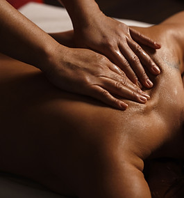 Massage relaxant du dos