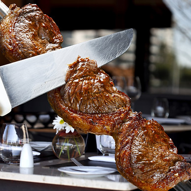 Slicing rump steak
