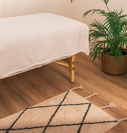 Minimalist Massage Room