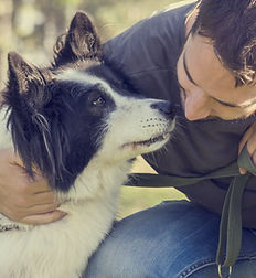 Mann mit Hund