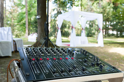 Outdoor wedding sound mixer