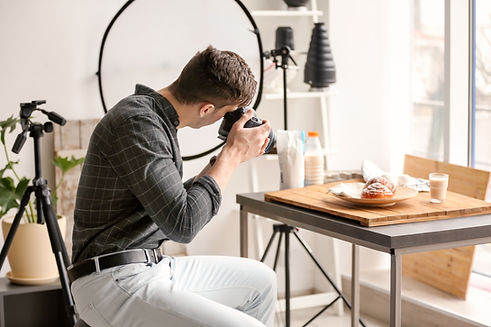 Fotografiar comida en una mesa