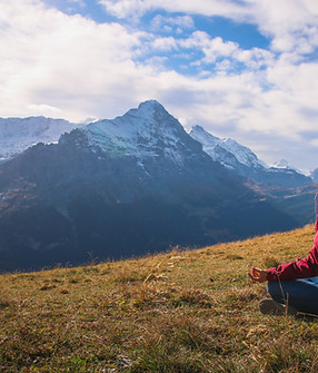 Meditando na encosta
