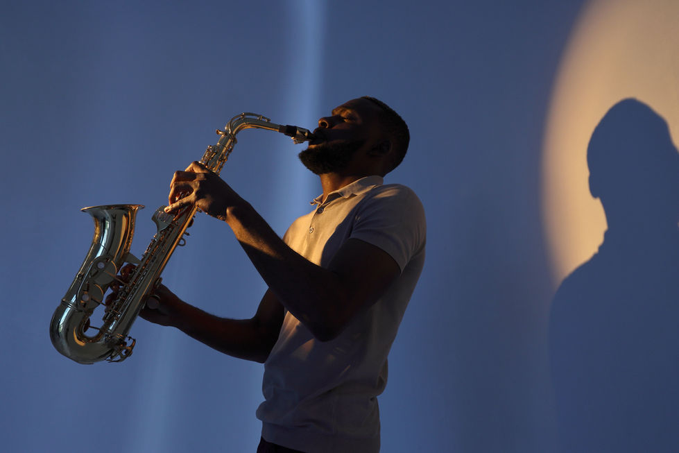 Silhouette de saxophoniste