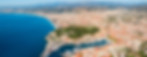 Ville côtière française vue du ciel