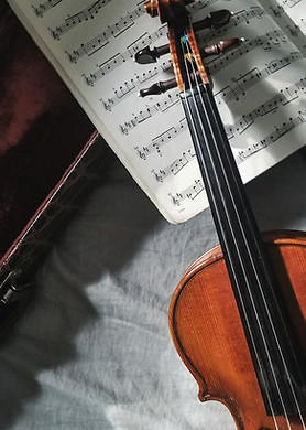 Violín y Partitura