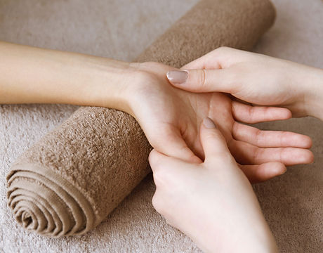 massage des mains