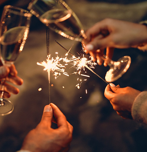Wunderkerzen und Champagner-Feier
