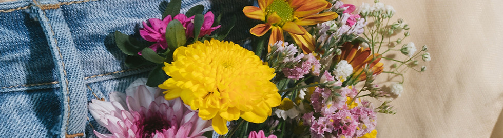 Blumen aus Denim