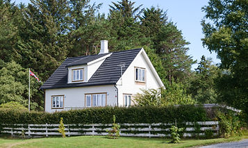 The front exterior of the Inn at Chateau Elan