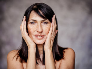 Massage indicated for facial nerve neuropraxia after facelift