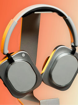 Speakers & Headphones