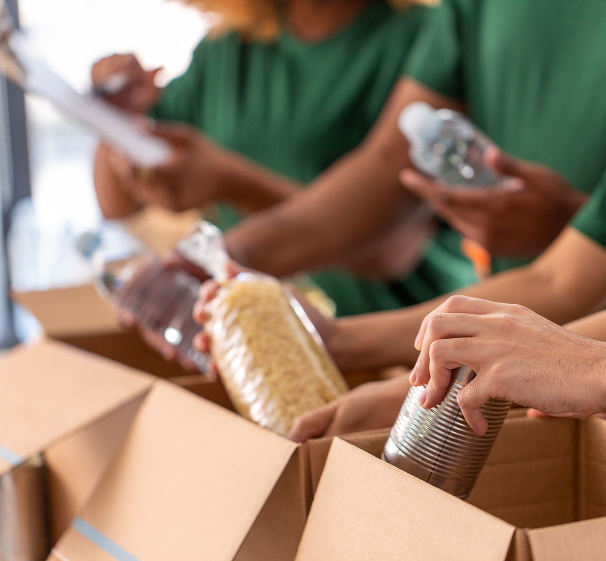 Packing Food in Boxes