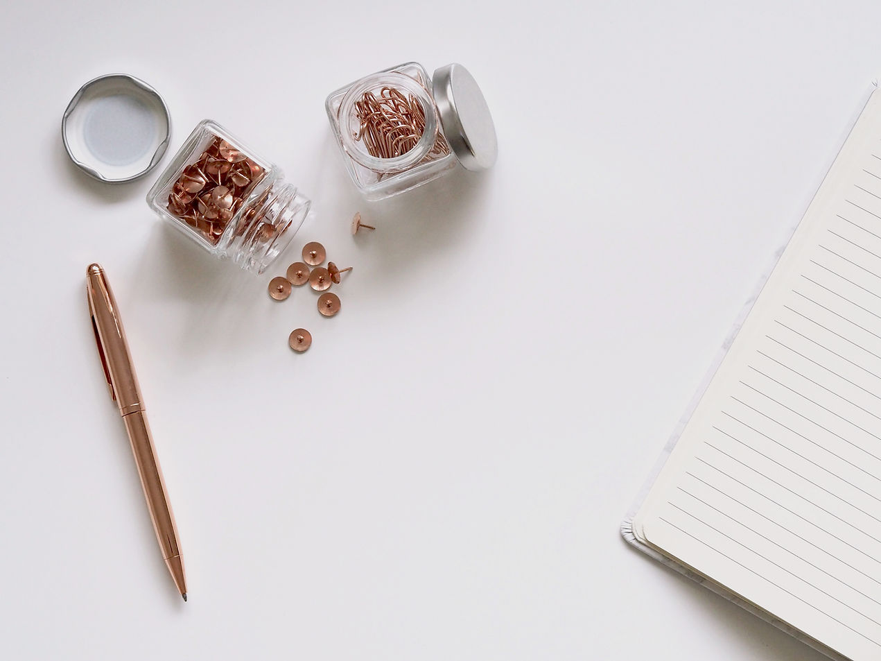 Minimal Desk Supplies