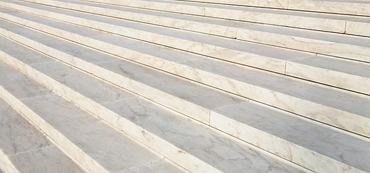 Escalera de mármol