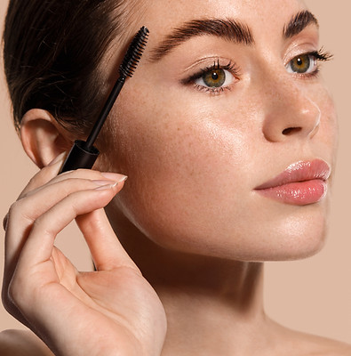 Applying Eyebrow Makeup