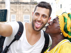 HOLIDAYS BEAT HOMES & RETIREMENT AS AUSTRALIANS SAVE FOR HOLIDAYS