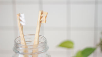 10 Toothbrush Mistakes -- and How to Fix Them