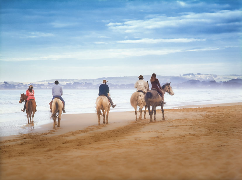 Cavaliers sur la plage
