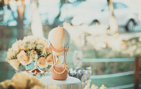 Decorative Cake Display