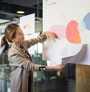 グラフィックデザイナー