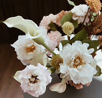 White Theme Bouquet