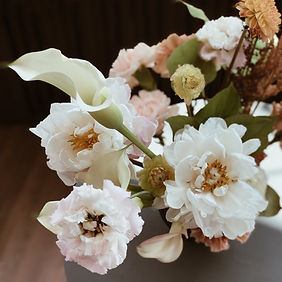 White Theme Bouquet