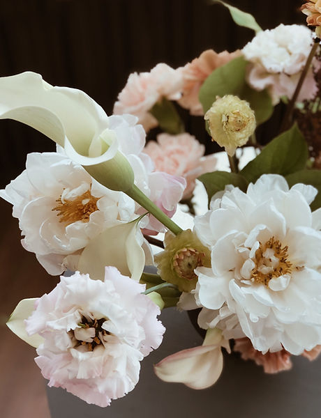 White Theme Bouquet