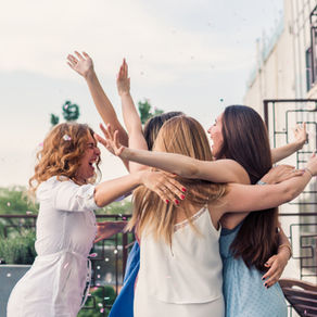 コートのボタンが落ちた日、10年後の私が手を振った。