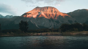 Divpadsmit gadu cikls un darbs ar karmu