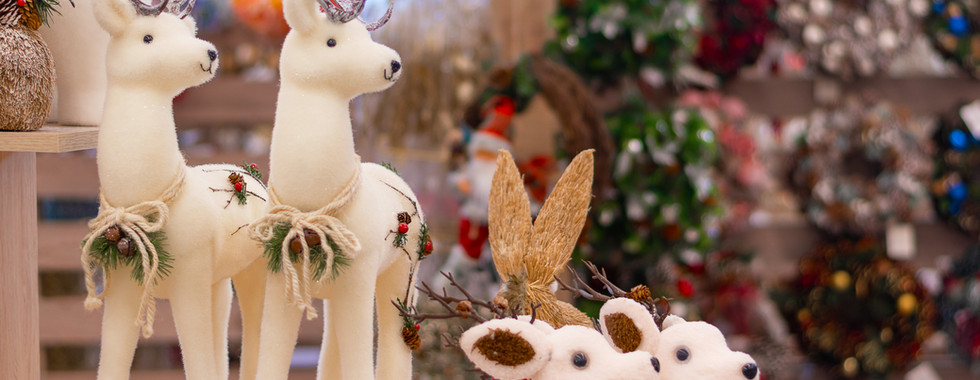 DEER CHRISTMAS DECORATIONS