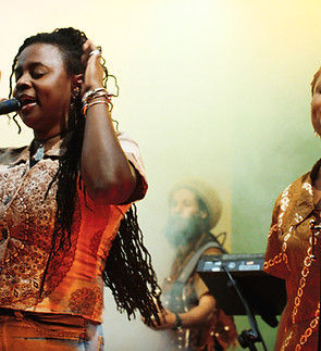 Singers Performing Live