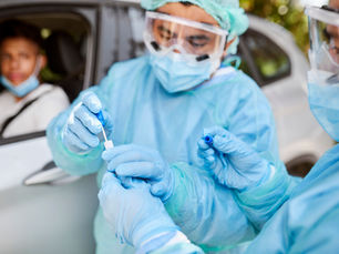 Variante da Índia começa a se espalhar no Reino Unido e governo acende sinal de alerta.