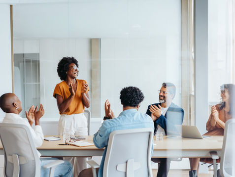 Treinamento de Liderança Corporativa: como desenvolver líderes que realmente geram resultados