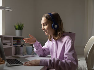What's the Right English Course for Your Teenager? Here's How to Decide