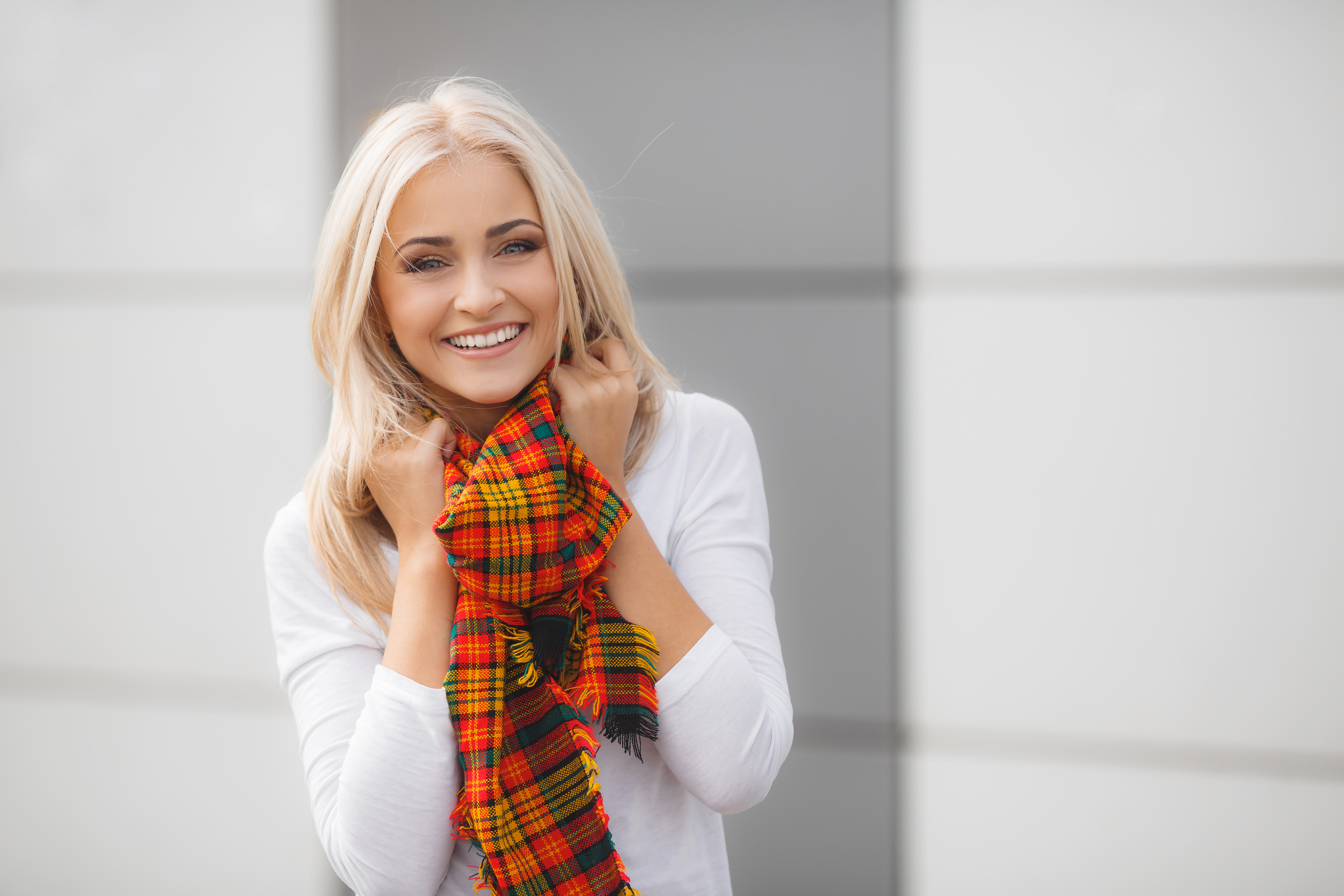 Lady wearing a tartan scarf