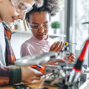 The Impact of Technology on Education: 21st Century Insights and Innovations