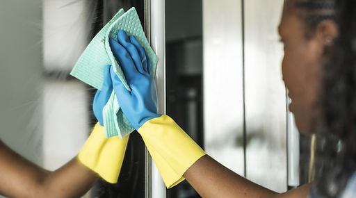 Cleaning Mirror