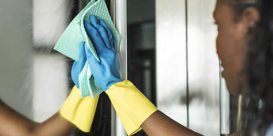 Cleaning Mirror