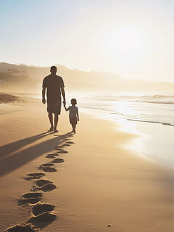 Duo de promenade sur la plage