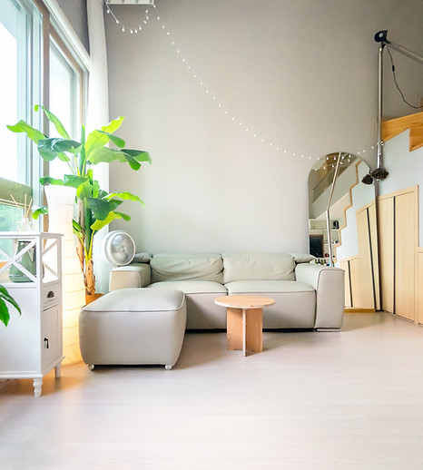 Clean and Bright Studio Apartment