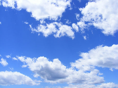 Céu azul nublado