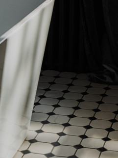 Marre du blanc ? Découvrez comment choisir la couleur de joint idéale pour sublimer votre carrelage
