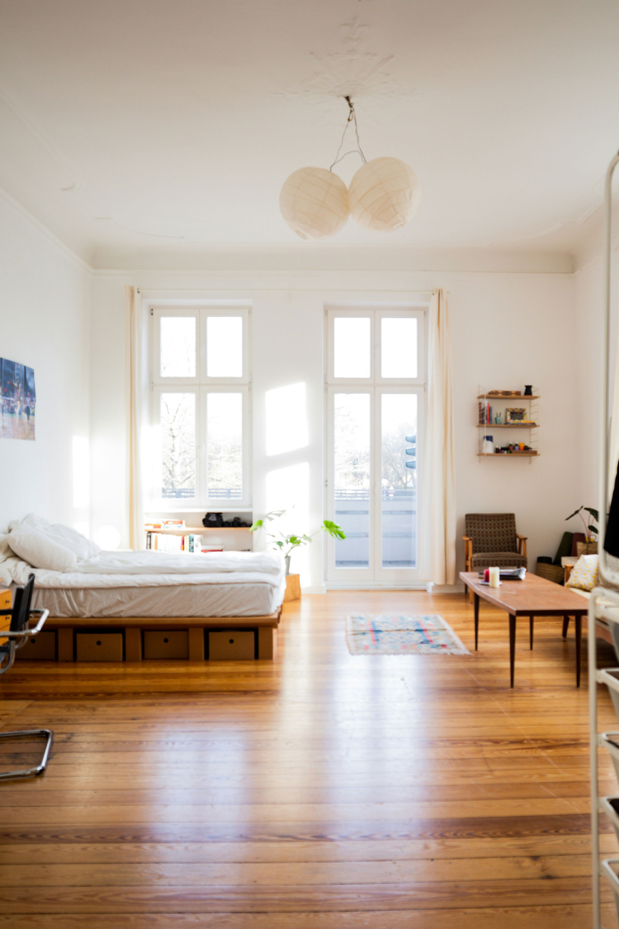 Bright Minimal Room