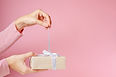 Unwrapping Gift Box 