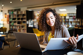 El estudiar en la biblioteca