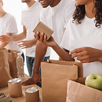 Préparation de sacs d'aliments