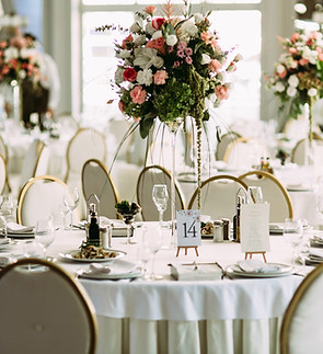 Elegant Wedding Table Setup